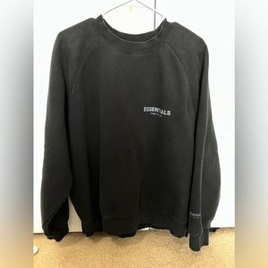 Black Essentials Crewneck